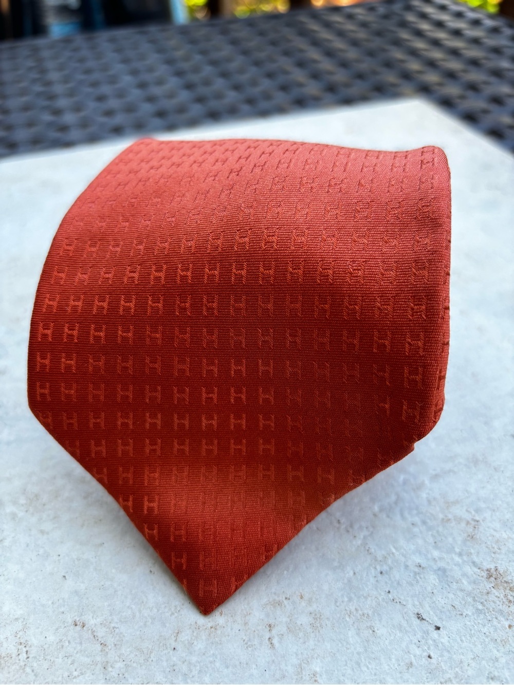 Hermes Neiman Marcus Burnt Orange Silk Tie with Woven H Motif - Picture 2 of 16